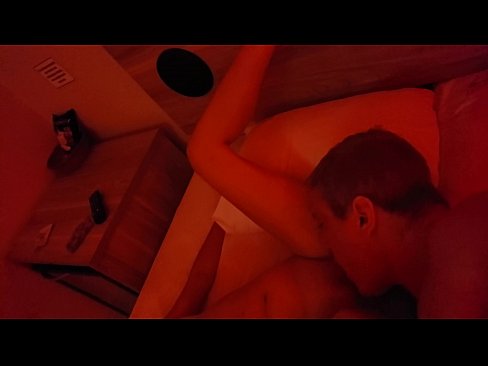 ❤️ Slickar min våta fitta. ☑ Sexvideo at us