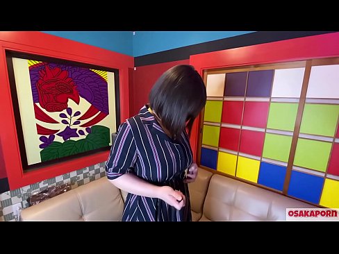 ❤️ Japansk sötnos med stora bröst onanerar med sexleksaker och får orgasm. Hon berättar i en intervju om sin knullupplevelse. Enorma bröst och hårig fitta som stönar högt. Osakaporn ☑ Sexvideo at us