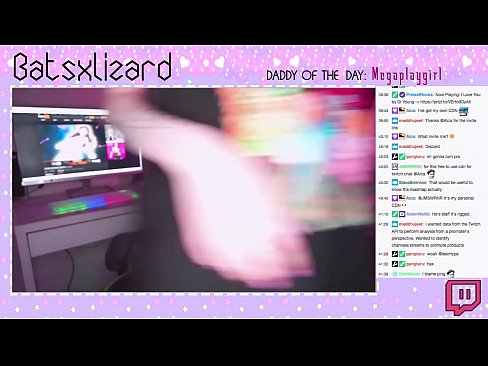 ❤️ GAMER GLÖMDE ATT STÄNGA AV STRÖMMEN OCH SPRUTAR LIVE I SÄNDNING ☑ Sexvideo at us